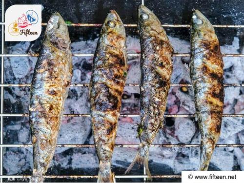 Grilled Sardines Step 3 Grill the Sardines1