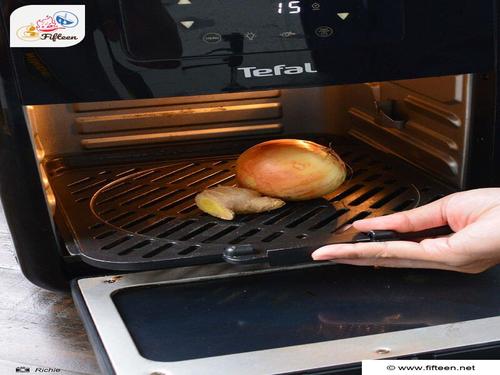 Onion and Ginger Inside The Electric Grill