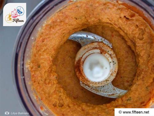 Roasted Red Pepper Hummus Step 3 Serve Your Hummus