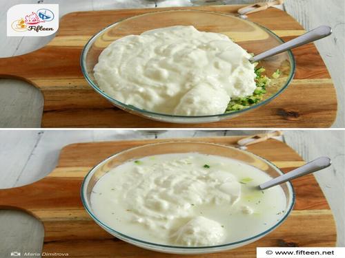 Tarator Step 4 Stir in the Yogurt
