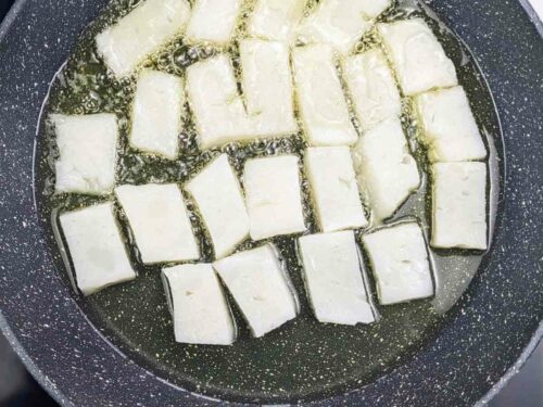Banh Bot Chien Step 4 Fry the Rice Flour Cakes2