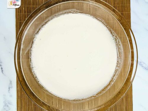 Banh Duc La Dua Step 2 Mix the Batter