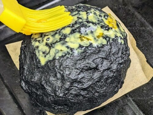 Black Burger Bun Step 11